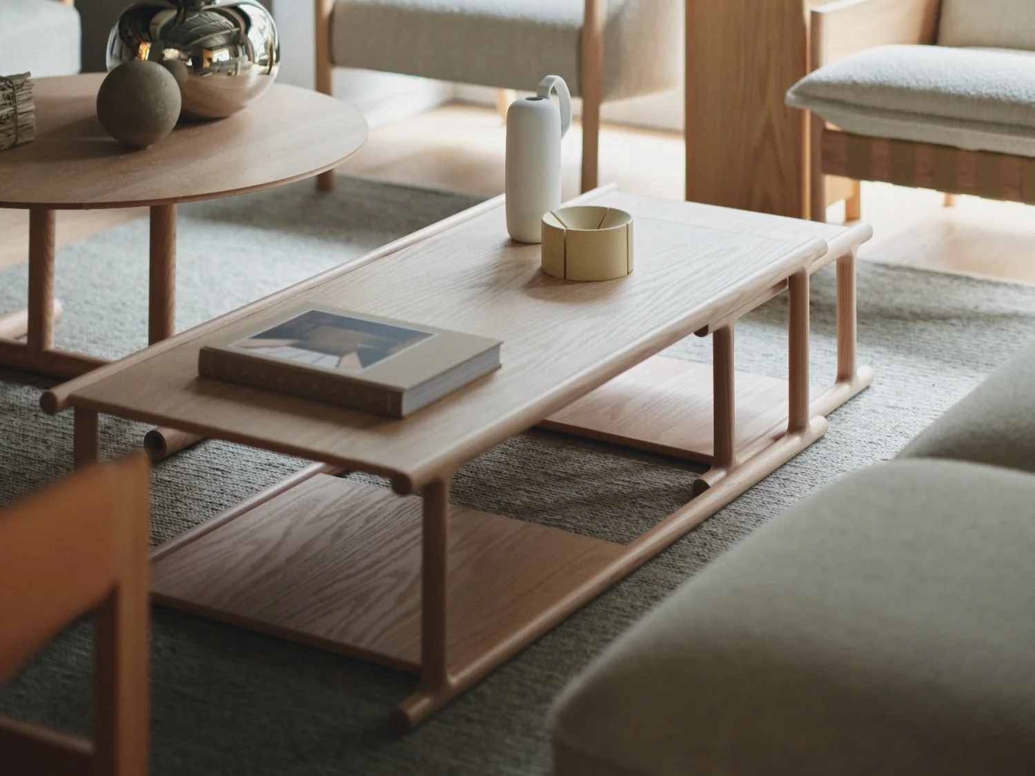 【美品】ARIAKE coffee table 美品】ARIAKE coffee table New Introductions from Ariake — GESTALT